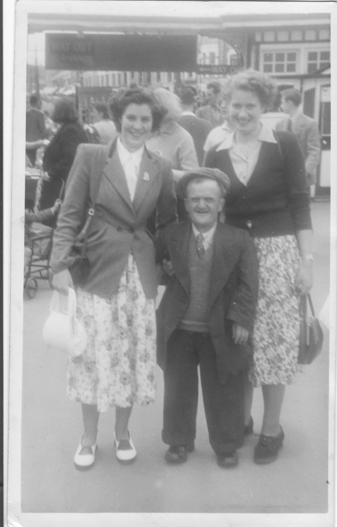 Gressenhall photos - Beryl Hammond, Little Freddie, Gladys Richmond jpg (1418px x 2218px)